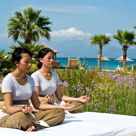 Radisson Blu & 5* Çeşme