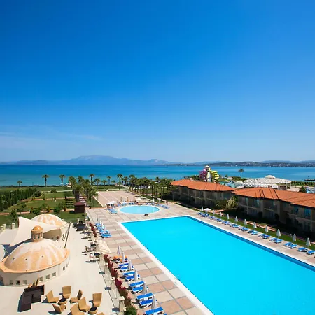 Radisson Blu & 5*