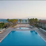 라디슨 블루 앤드 스파 체스메 리조트 Çeşme