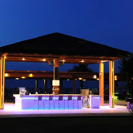 Radisson Blu & Resort 5*